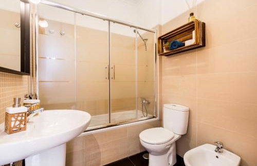 Stunning and Spacious Lofts just by Graça and Alfama - Foto 9