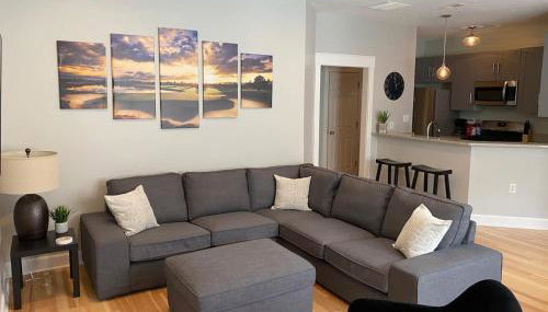 6BR Downtown Side-by-Side Townhomes 2 Garages - Foto 5