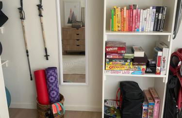 Serene Modern Home Backdoor with great WiFi, games, movies, patio seating and bbq Easy Access to North Joshua Tree National Park in 10 minutes - Foto 35