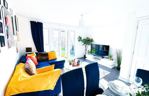 City Centre house for Family, Group & Contractor Stay - Sleeps Upto 9 Guests with Free Parking - Foto 4