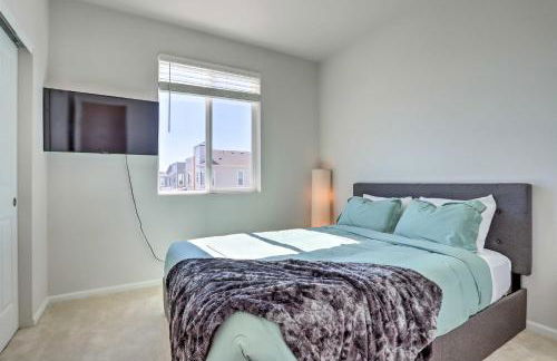 Near Hiking and Biking Trails Townhome with Patio - Foto 21