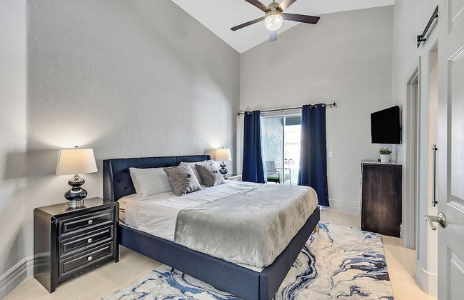 Villa - 8 Bedrms 5 Bths 15 Beds - Foto 14