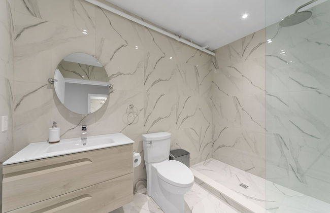 Elegant Suites De La Montagne- Dtwn Mtl - Photo 42