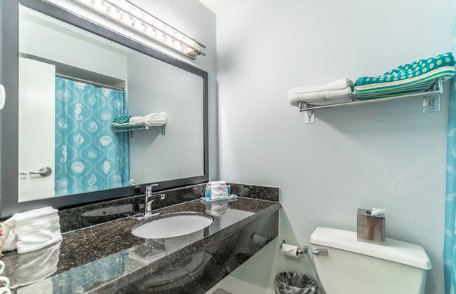 506 Little Harbor Inn - Photo 9