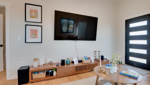 Free Parking! Newly Renovated ADU Near Culver City - Foto 5