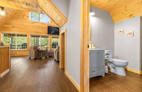 The A-mazing Creekside Escape - Foto 25