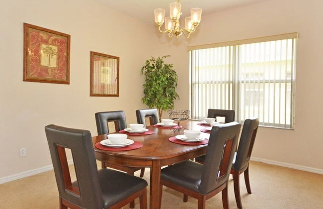 Corvina Villa 5 Bedroom Home by RedAwning - Photo 25