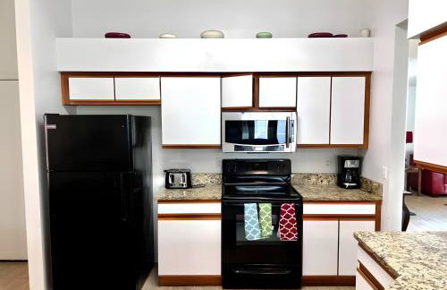 Brittany - Perfect 3 BR Pool Home - Foto 10