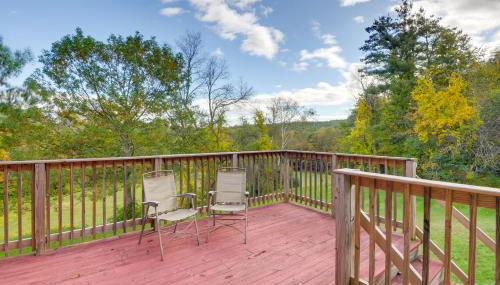 Charming Putney Home Porch, Grill and Hiking Trails - Foto 3