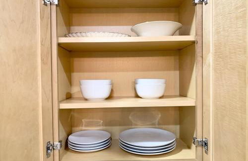 Budget Friendly 2BD-2BA apt in Federal Hill - Photo 13