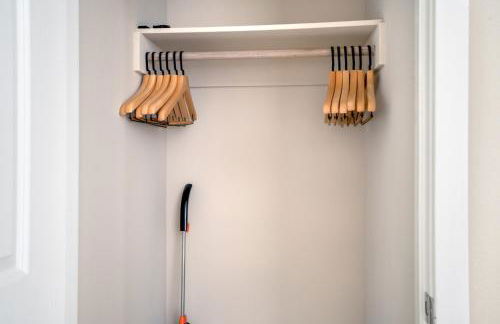 Blueground Centennial pool nr Red Morton Park SFO-852 - Foto 14