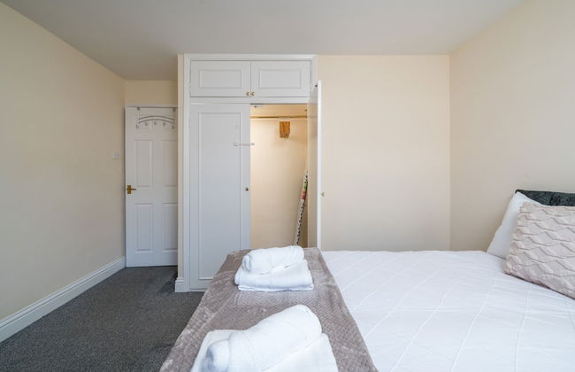 Spacious Pet Friendly 2-bed Apartment in Redhill - Foto 2