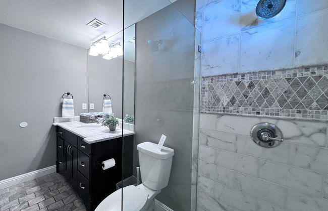 Fabulous 6 Bedroom , 4 Bath Pool W/jacuzzi Home - Foto 21