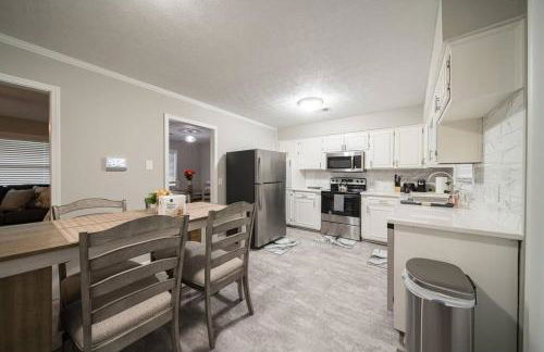 Cozy Brick Ranch Home owned and operated by an Army Soldier!! - Foto 7