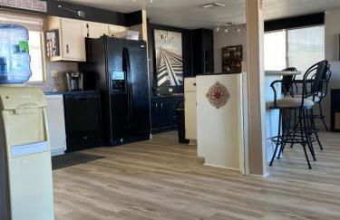 Lakeview Home overlooking Havasu Springs - Foto 6