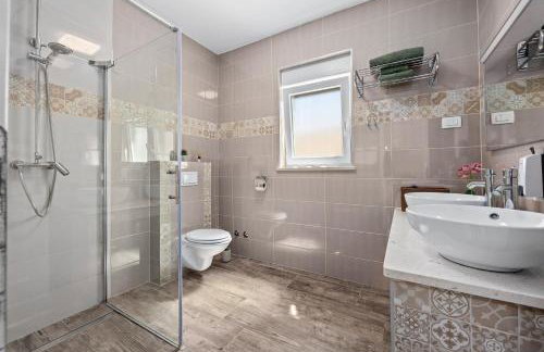 Villa Sunny Olive - Photo 48