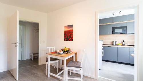 MD-4 Dodendorfer 88 - Nähe Uni Klinik - 2 Schlafzimmer - Smart TV - Schlafsofa -Voll ausgestattet - Foto 5