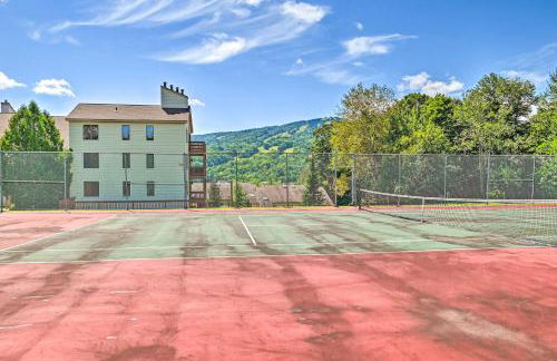 Less Than 1 Mi to Mt Snow Charming Condo with Fireplace - Photo 29