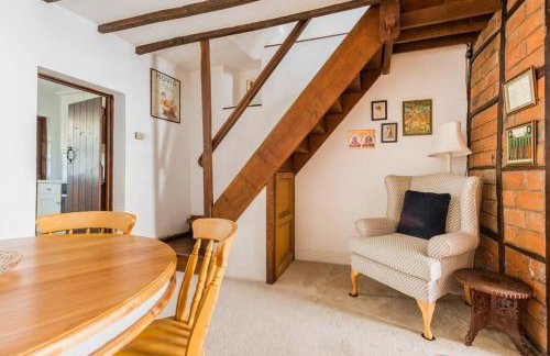Sarahs Cottage - Photo 14