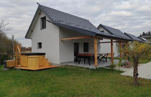 Zatoka Perska - dom Francuz z opcją gorącej banii nad jeziorem Tarnobrzeskim - Foto 15