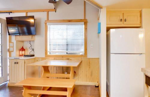 Near Lake Almanor and Golf Cozy Cabin! - Foto 7