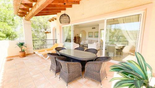 Altea Hills 3BR House with Private Garden - Photo 2