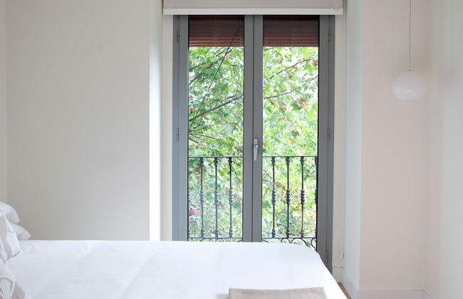 60 Balconies Art - Photo 7