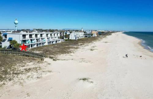 Villa A-1 Ground Floor Beach Front w Pool - Foto 14