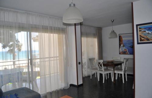 Primera Linea De Mar En Cambrils - Photo 8