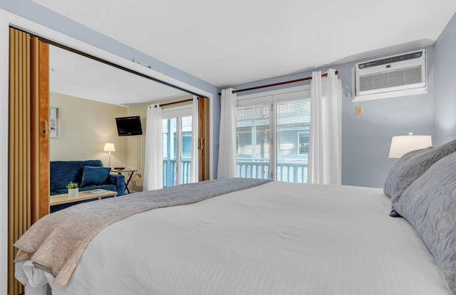 All is Wells Incredible Location! Walk to Beach - Photo 7