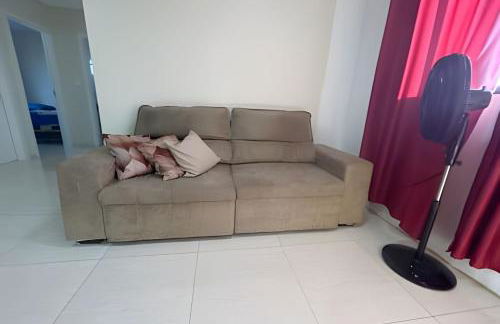 Para 10 pessoas, 03 quartos ar condicionado e ventilador, garagem, atrás do hospital da Unimed apt 302 - Foto 5