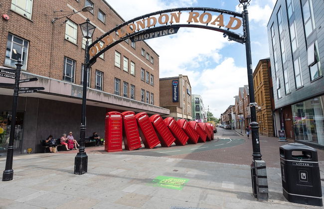 Modern Kingston Home Close to Hampton Court Palace by Underthedoormat - Foto 31