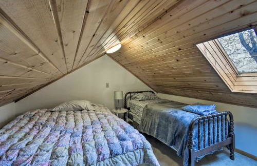 Lakefront Home with Seasonal Dock - 2 Mi to Skiing! - Foto 24