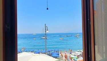 The Window on the Sea - Foto 2