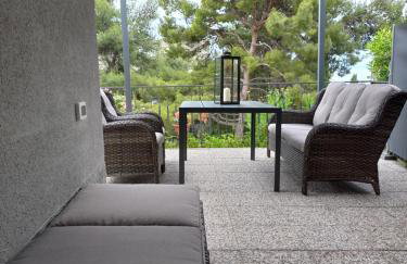 Unique residence with garden and sea view - Photo 30