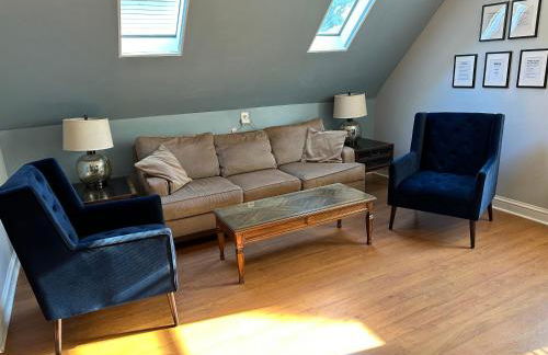 Bright, big family escape, W/parking, dogs welcome - Foto 1