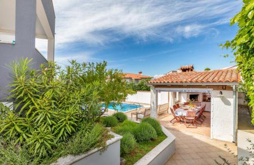 Nature & Sea Holiday Home with Pool - Foto 9