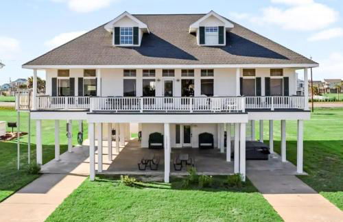 Gulf Views, Hot Tub, Steps to Beach - Foto 1