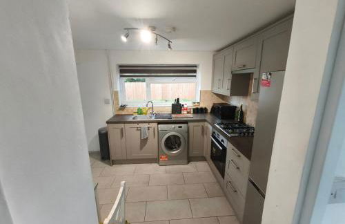 Spacious family home - Photo 10