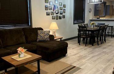 Modern Condominium with Pet-Friendly Drift Boat Parking near Madison River in Ennis, Montana - Foto 2