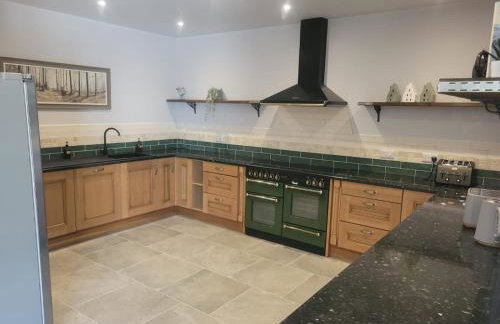 Peak Lodge - Photo 3