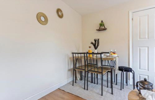 2 Bed Serviced Apartment in Surrey - Foto 19