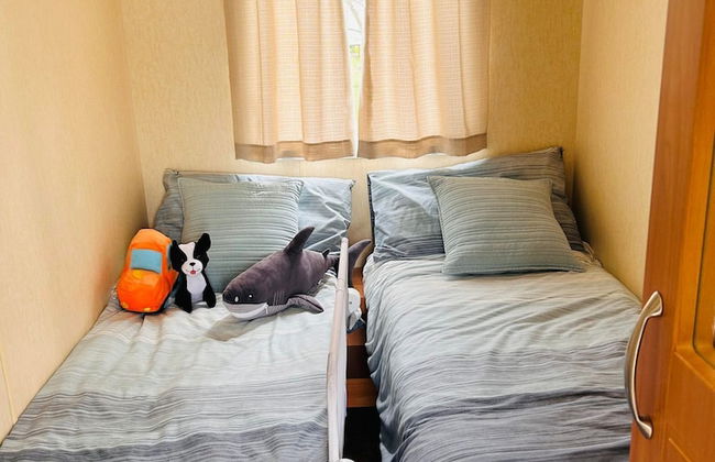 Charming Countryside Static Van With Entertainment - Foto 3