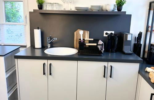 BELLA - Business&Family, Messe Flughafen in 5 min, SmartTV, Netflix, Waschmaschine, 24h Checkin, 35qm - Foto 24