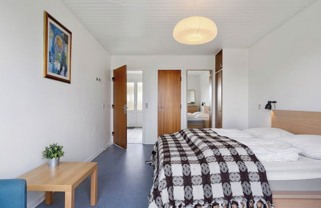 Beachfront Apartment D, 2 Bedrooms, Free Parking - Foto 2