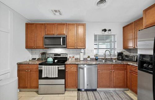 Happy Days at Two Oaks 4BD Home Minutes From Beautiful Lake Hollingsworth - Foto 5