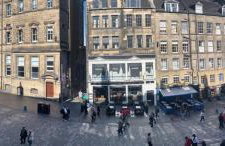 Be in the front row - Royal Mile 3 bedroom apartment - Photo 3