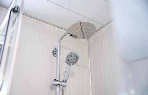 Family-Friendly 2BR Close to Durham City - Foto 30