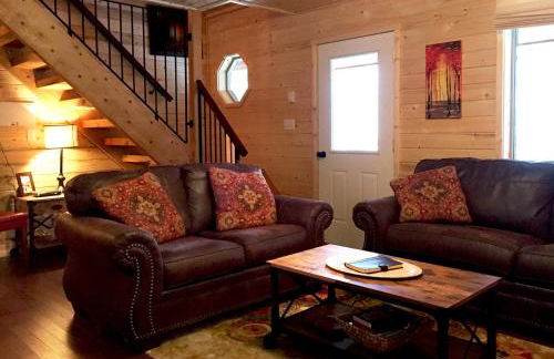 The Ridge At Glacier - Luxury Cabins - Photo 23