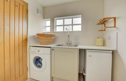 4 Bed in Salthouse oc-1824 - Photo 5